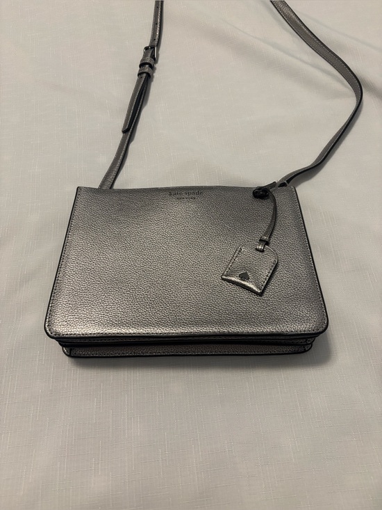 kate spade Handbags - Kate Spade Eva Metallic Silver Crossbody bag pebbled leather medium jewel tone